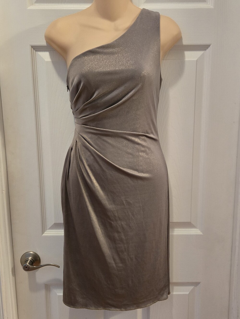 Sexy XSCAPE designer metallic bronze one-shoulder cocktail mini dress Sz 4 short